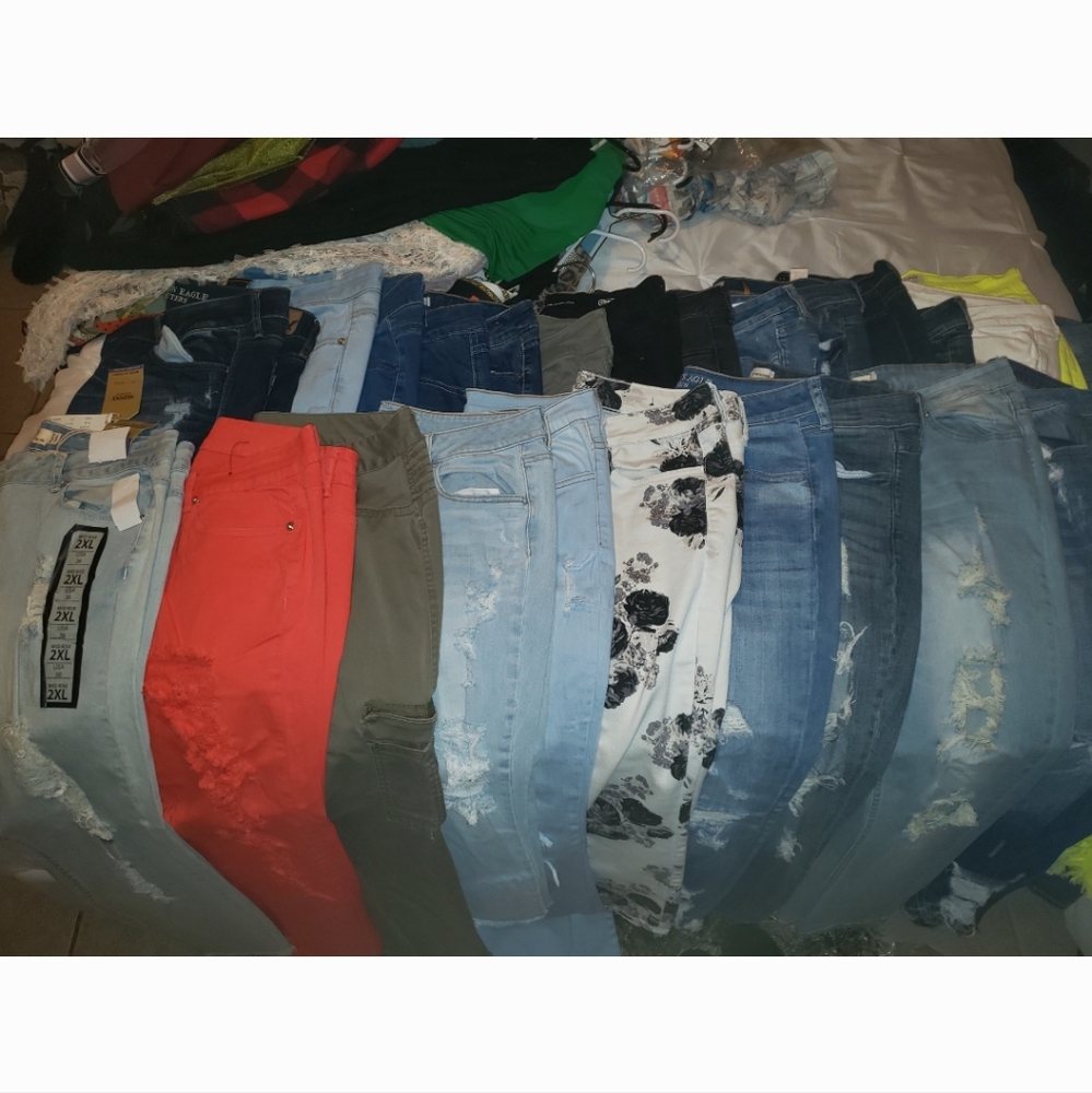 8 pair of jeans for $100.00 XL-1X 14-16